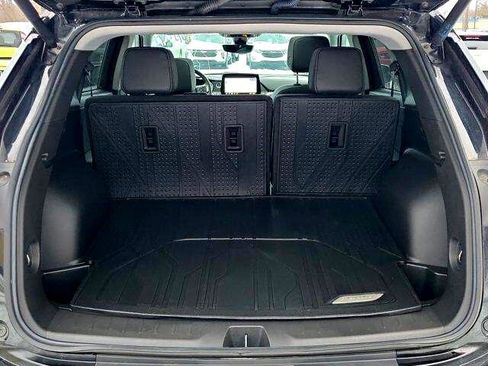 Used 2024 Chevrolet Blazer LT w/ Sound & Technology Package image 6