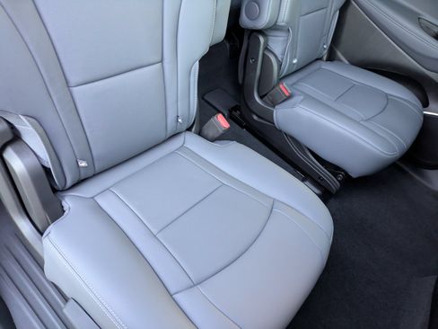 Used 2024 Buick Enclave Essence w/ Experience Buick Package AWD/4WD image 37
