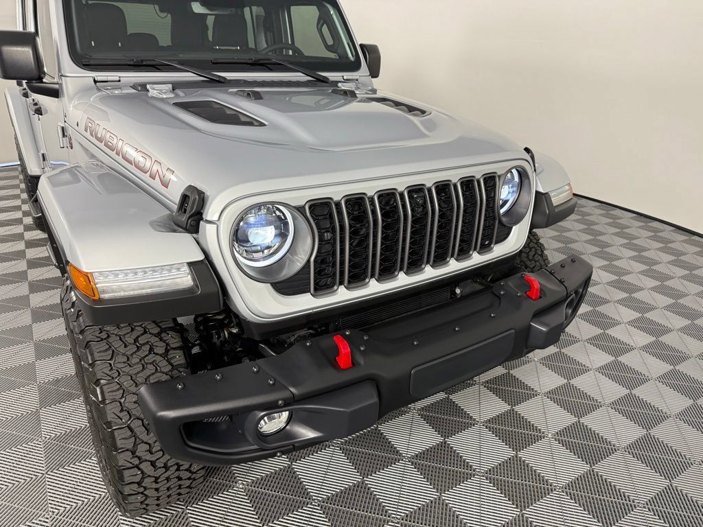 Used 2024 Jeep Wrangler Unlimited Rubicon AWD/4WD image 12
