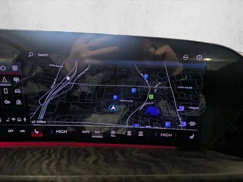 Used 2025 Audi Q5 Premium Plus w/ Premium Plus image 19