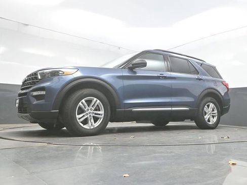 Used 2020 Ford Explorer XLT w/ Equipment Group 202A image 27