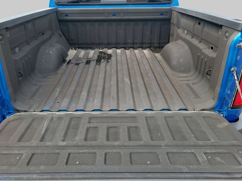 Used 2022 Chevrolet Colorado Z71 AWD/4WD image 19