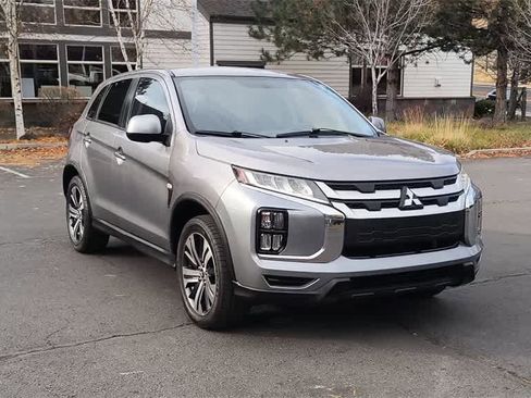 Used 2020 Mitsubishi Outlander Sport ES image 3