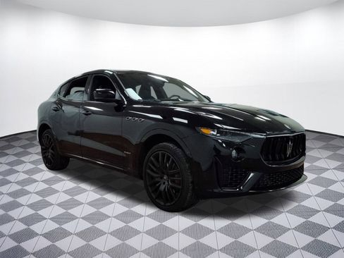 Used 2020 Maserati Levante GranSport image 6