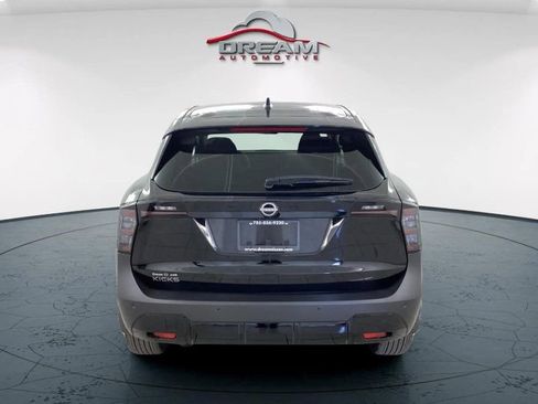 Used 2025 Nissan Kicks SV image 15