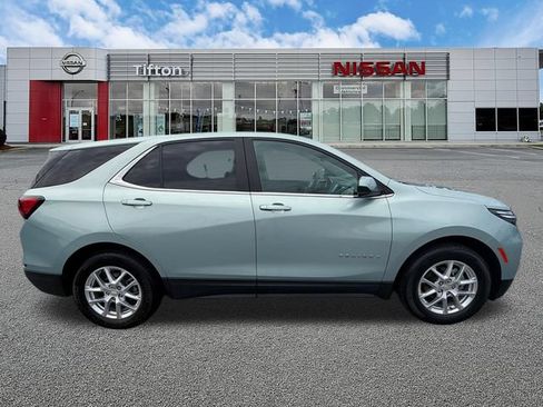 Used 2022 Chevrolet Equinox LT FWD image 8