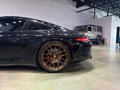 Used 2012 Porsche 911 Carrera S RWD image 5