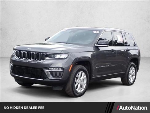 Used 2023 Jeep Grand Cherokee Limited AWD/4WD image 1