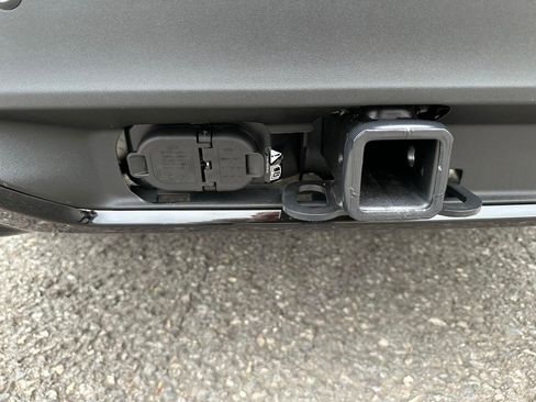 New 2026 Ford Explorer ST-Line w/ ST-Line Street Pack image 15