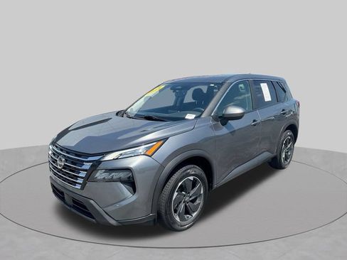 Used 2024 Nissan Rogue SV AWD/4WD image 4