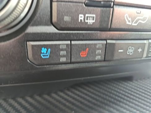 Used 2019 Ford F150 Raptor w/ Equipment Group 802A Luxury image 19