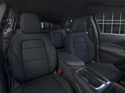 New 2026 Chevrolet Equinox EV LT image 16