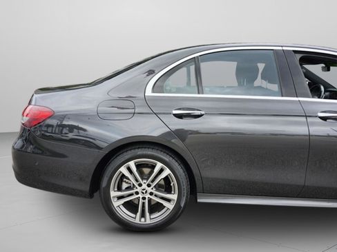 Certified 2021 Mercedes-Benz E 350 4MATIC Sedan image 34