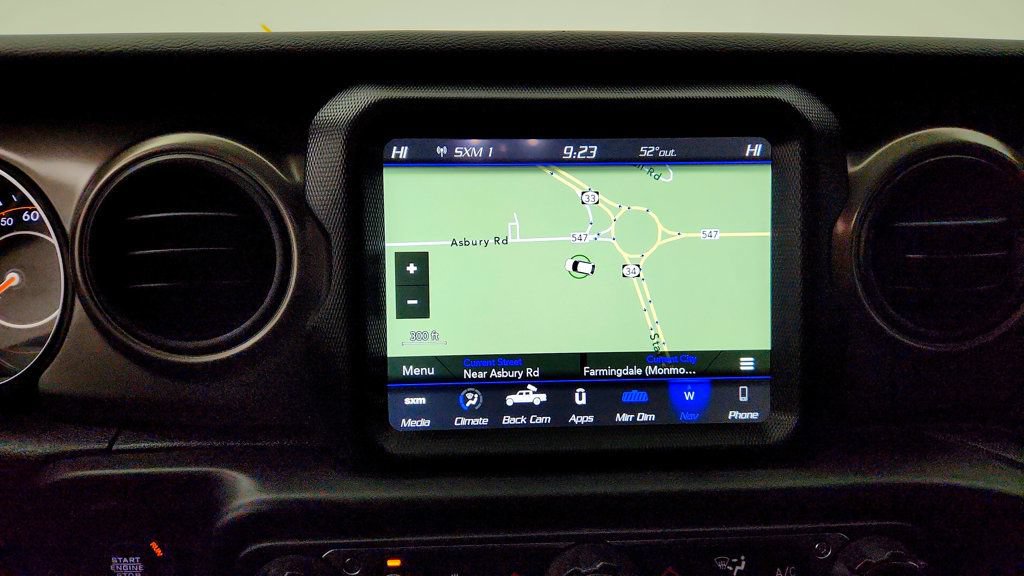 Used 2021 Jeep Gladiator Sport AWD/4WD image 19