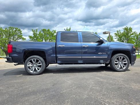 Used 2018 Chevrolet Silverado 1500 LTZ Z71 w/ Centennial Edition image 3
