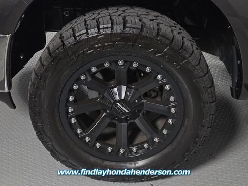 Used 2018 RAM 1500 Laramie w/ Convenience Group AWD/4WD image 9