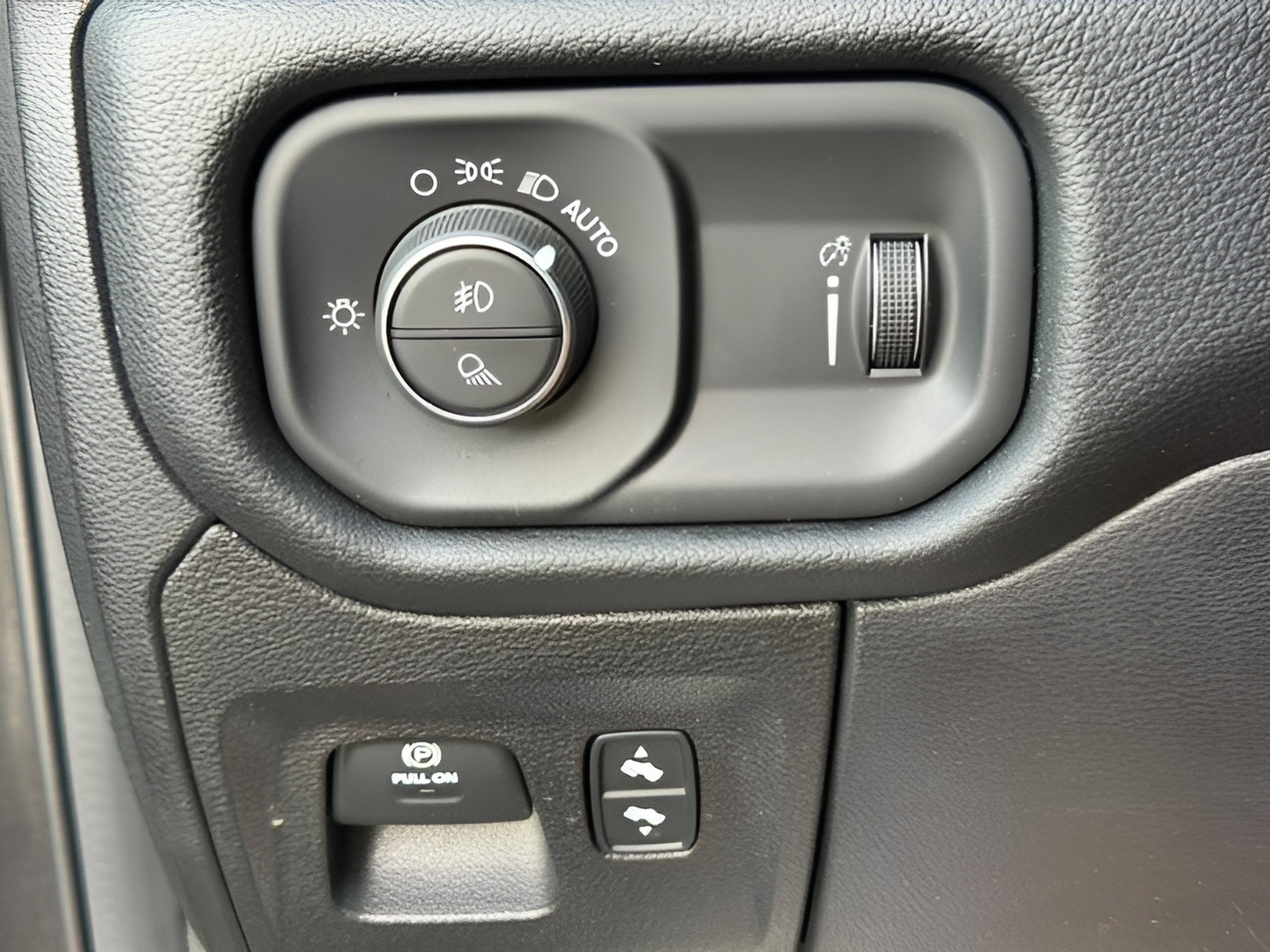 Used 2021 RAM 1500 Big Horn AWD/4WD image 29