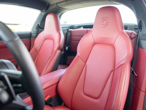 Certified 2024 Porsche 911 Targa 4S AWD/4WD image 5