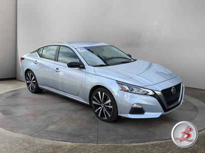 Used 2022 Nissan Altima 2.5 SR
