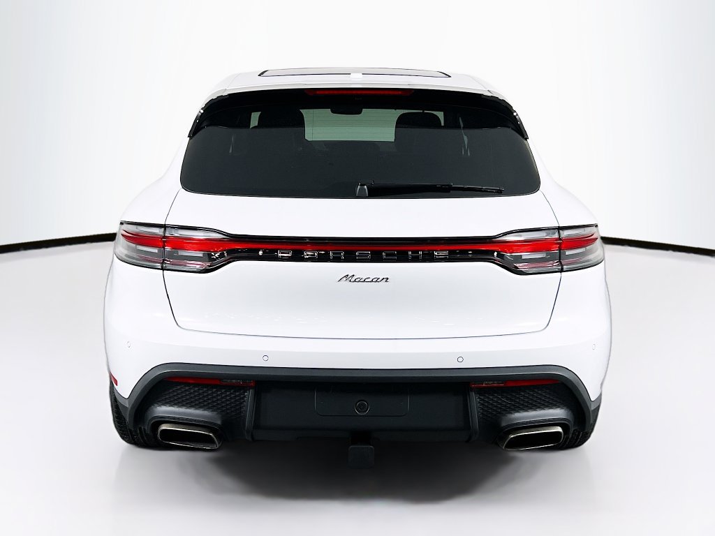 Certified 2026 Porsche Macan AWD/4WD image 10