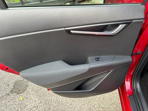 Used 2023 Kia Niro EX FWD image 21