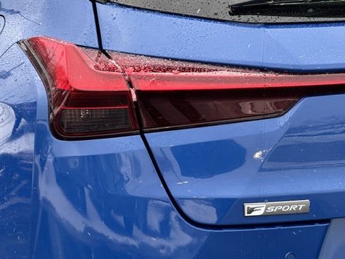 Used 2022 Lexus UX 250h w/ Premium Package image 15