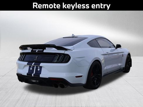 Used 2022 Ford Mustang Shelby GT500 w/ Technology Package RWD image 8
