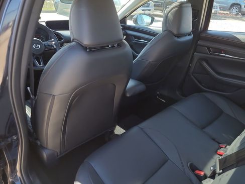 Used 2024 MAZDA MAZDA3 s image 8