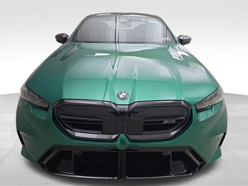 New 2026 BMW M5 w/ Carbon Package image 3