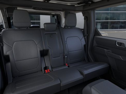 New 2025 Ford Bronco Badlands AWD/4WD image 13