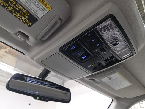 Used 2019 Toyota 4Runner Limited image 40