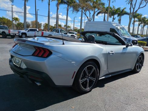 Certified 2024 Ford Mustang Premium image 4