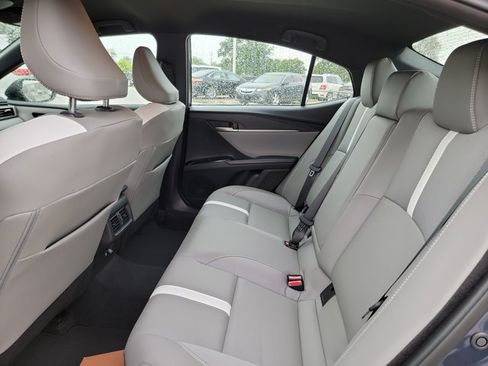 Used 2026 Toyota Camry SE w/ Convenience Package FWD image 13