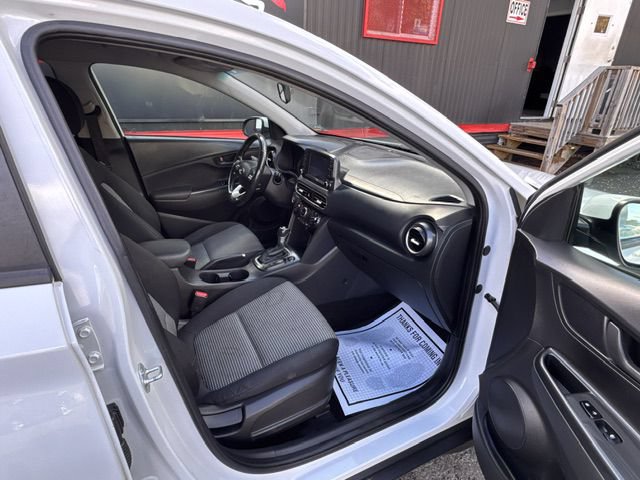 Used 2018 Hyundai Kona SEL AWD/4WD image 17
