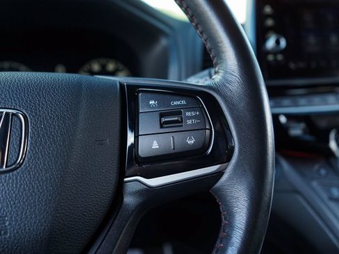 Used 2025 Honda Odyssey Sport-L image 32