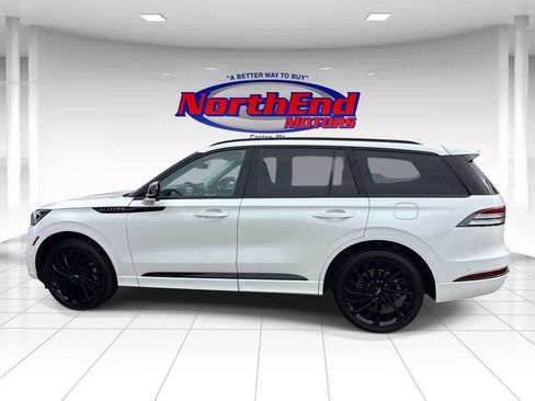 Used 2022 Lincoln Aviator Reserve w/ Equipment Group 201A AWD/4WD image 6