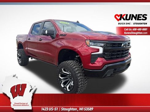 Used 2024 Chevrolet Silverado 1500 LT Trail Boss w/ LT Trail Boss Premium Package AWD/4WD image 1