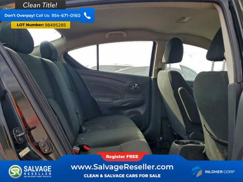 Used 2019 Nissan Versa SV image 13