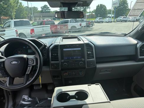 Used 2019 Ford F150 XLT AWD/4WD image 12