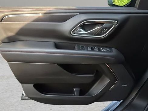 Used 2023 Chevrolet Tahoe RST w/ Luxury Package image 17