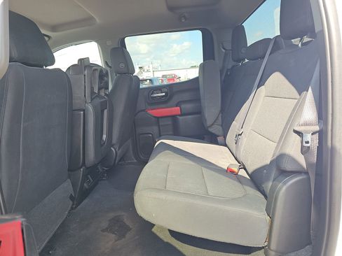 Used 2019 Chevrolet Silverado 1500 Custom Trail Boss w/ Custom Convenience Package image 14