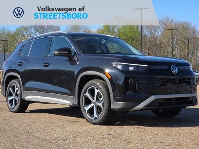 New 2026 Volkswagen Tiguan SE