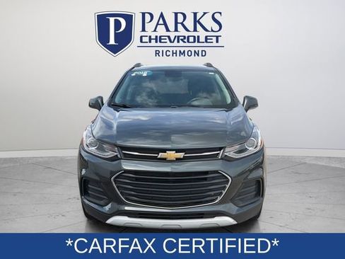 Used 2018 Chevrolet Trax LT w/ LT Convenience Package AWD/4WD image 2