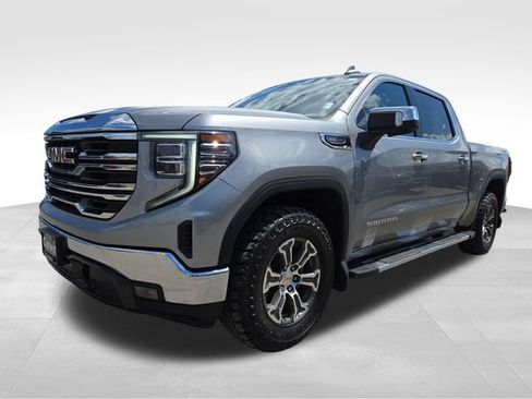 Used 2023 GMC Sierra 1500 SLT w/ SLT Convenience Package AWD/4WD image 5