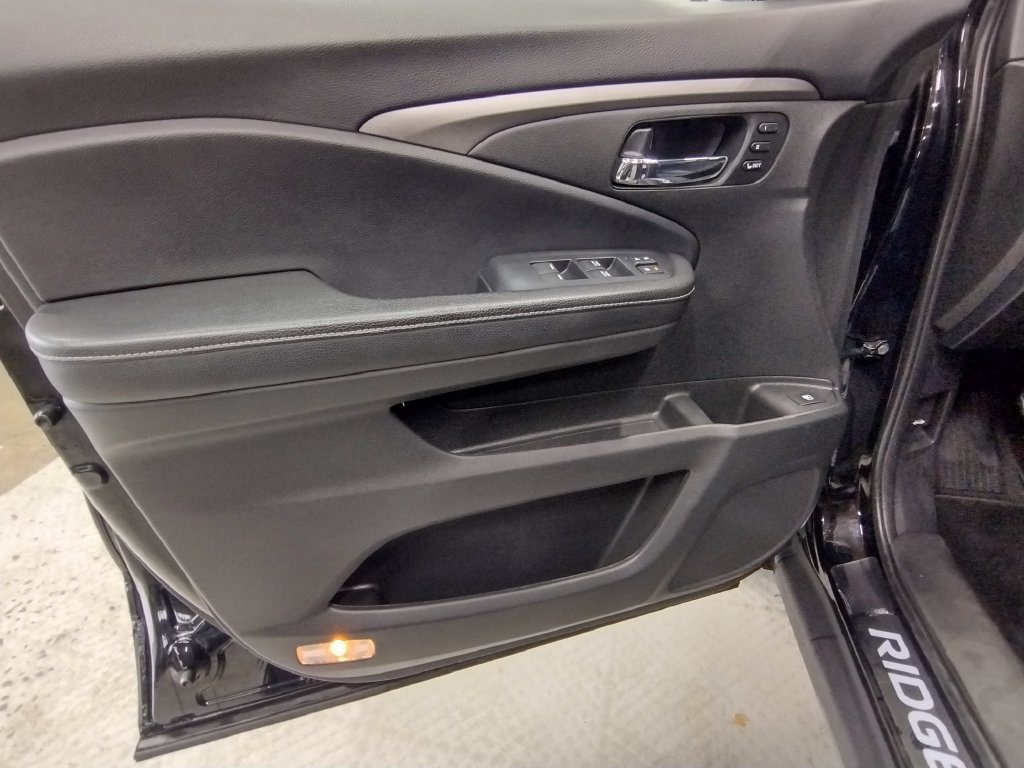 Used 2022 Honda Ridgeline RTL-E image 21