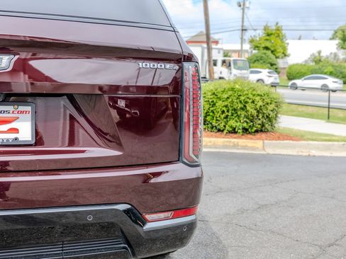 Used 2025 Cadillac Escalade IQ Sport 2 AWD/4WD image 28