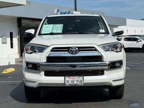 Used 2024 Toyota 4Runner Limited AWD/4WD image 4
