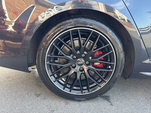 Used 2018 Audi A4 2.0T Premium Plus w/ Premium Plus Package image 37