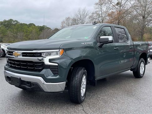 Used 2025 Chevrolet Silverado 1500 LT image 7