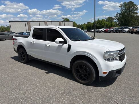 Used 2022 Ford Maverick Lariat w/ Lariat Luxury Package image 9